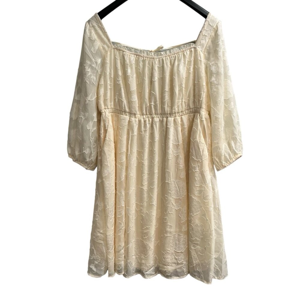 Torrid Dress 0 L Ivory Chiffon‎ Textured Floral Mini Milkmaid Smocked Feminine